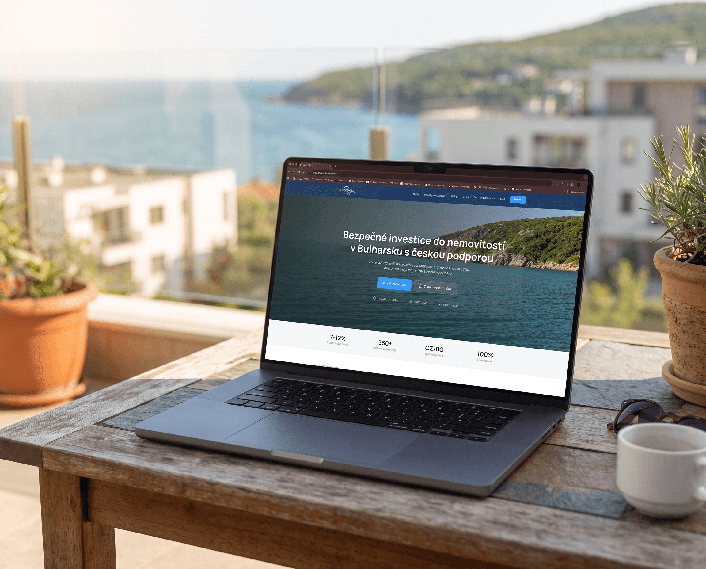 Moderní firemní web na notebooku